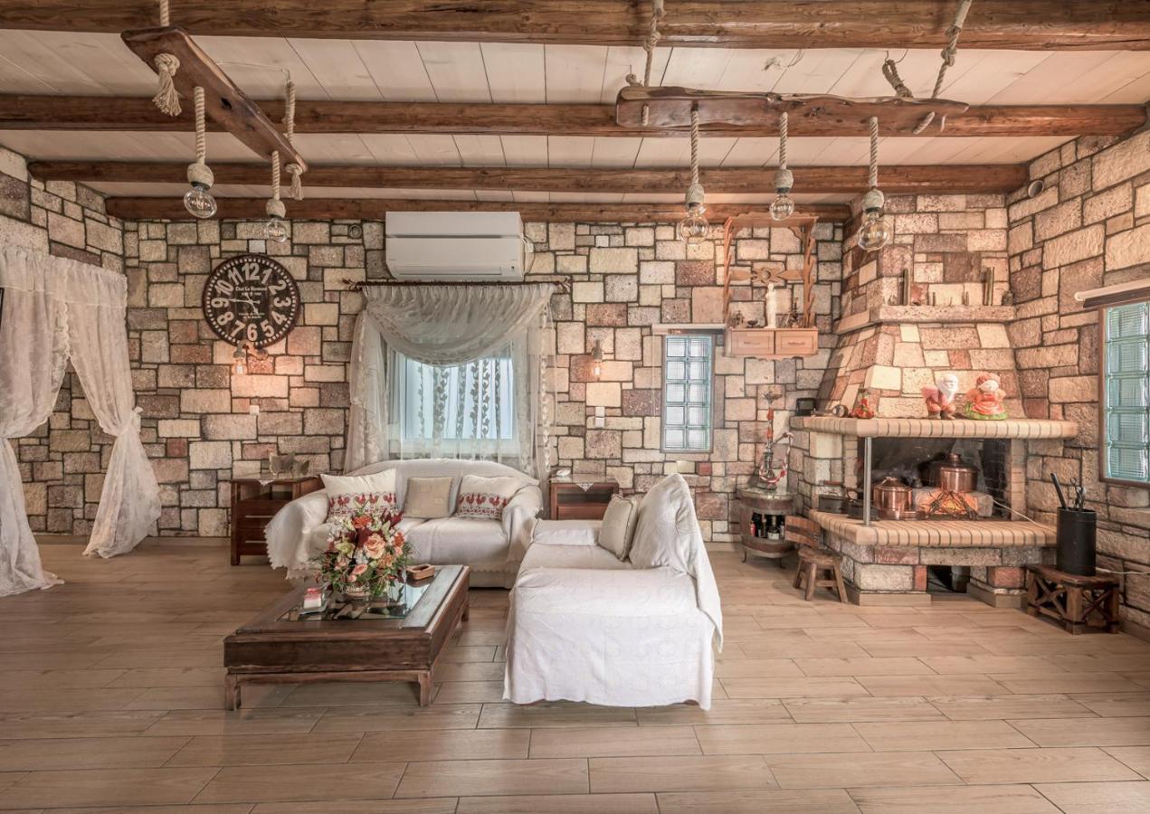 Emilia'S Little Farmhouses Agioi Anargyroi (Milos) Exterior foto