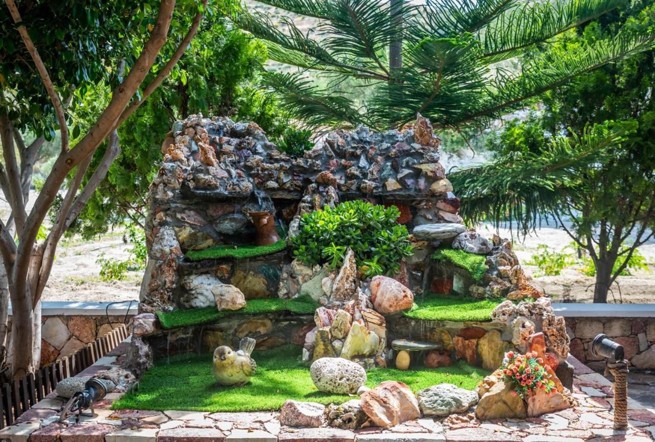 Emilia'S Little Farmhouses Agioi Anargyroi (Milos) Exterior foto