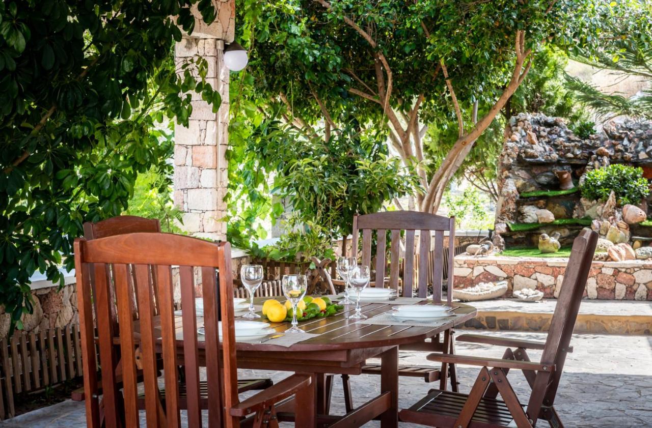 Emilia'S Little Farmhouses Agioi Anargyroi (Milos) Exterior foto