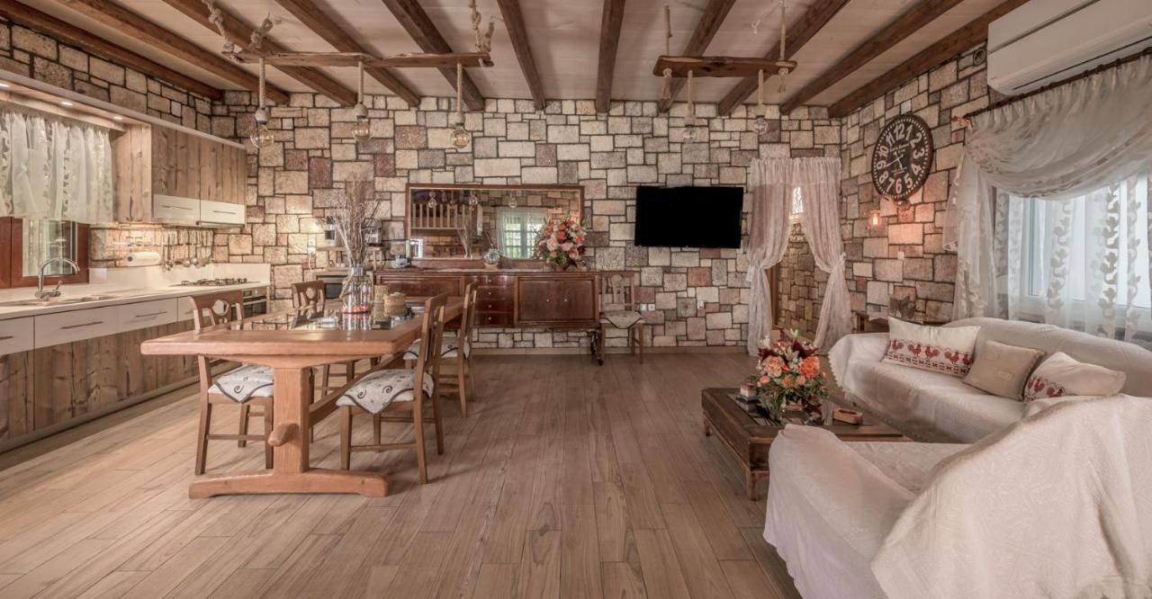 Emilia'S Little Farmhouses Agioi Anargyroi (Milos) Exterior foto
